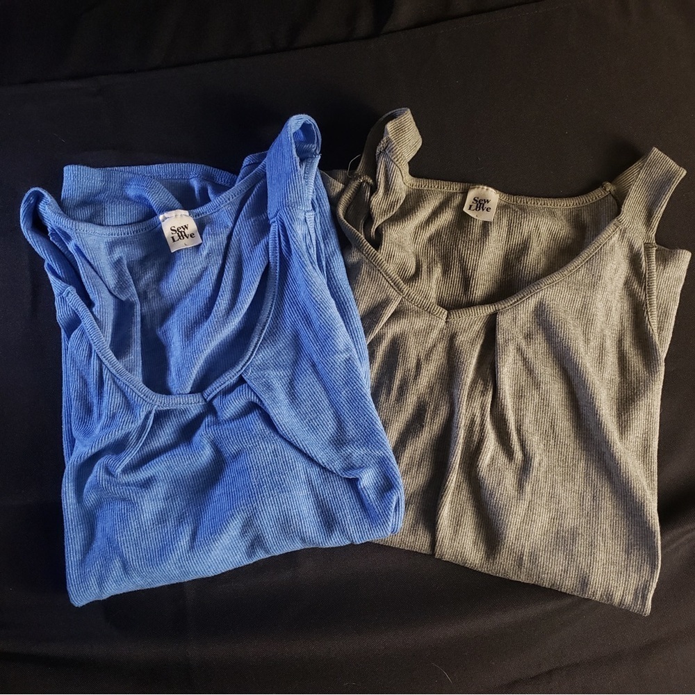 Sew In Love Bundle Of 2‎ Tank Top Women’s Large